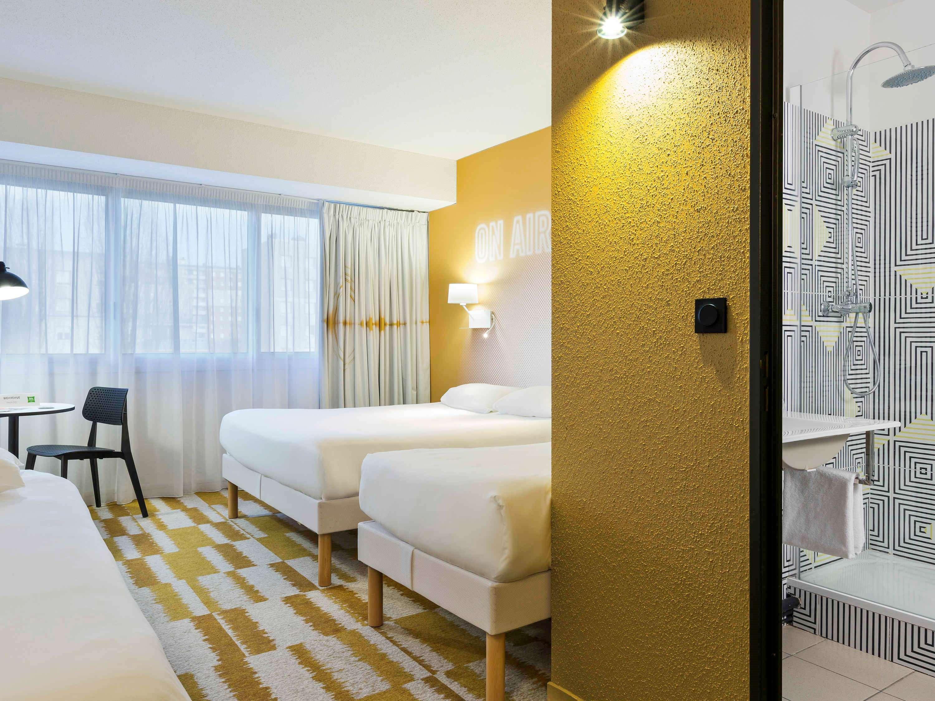 Отель Ibis Styles Massy Opera Экстерьер фото