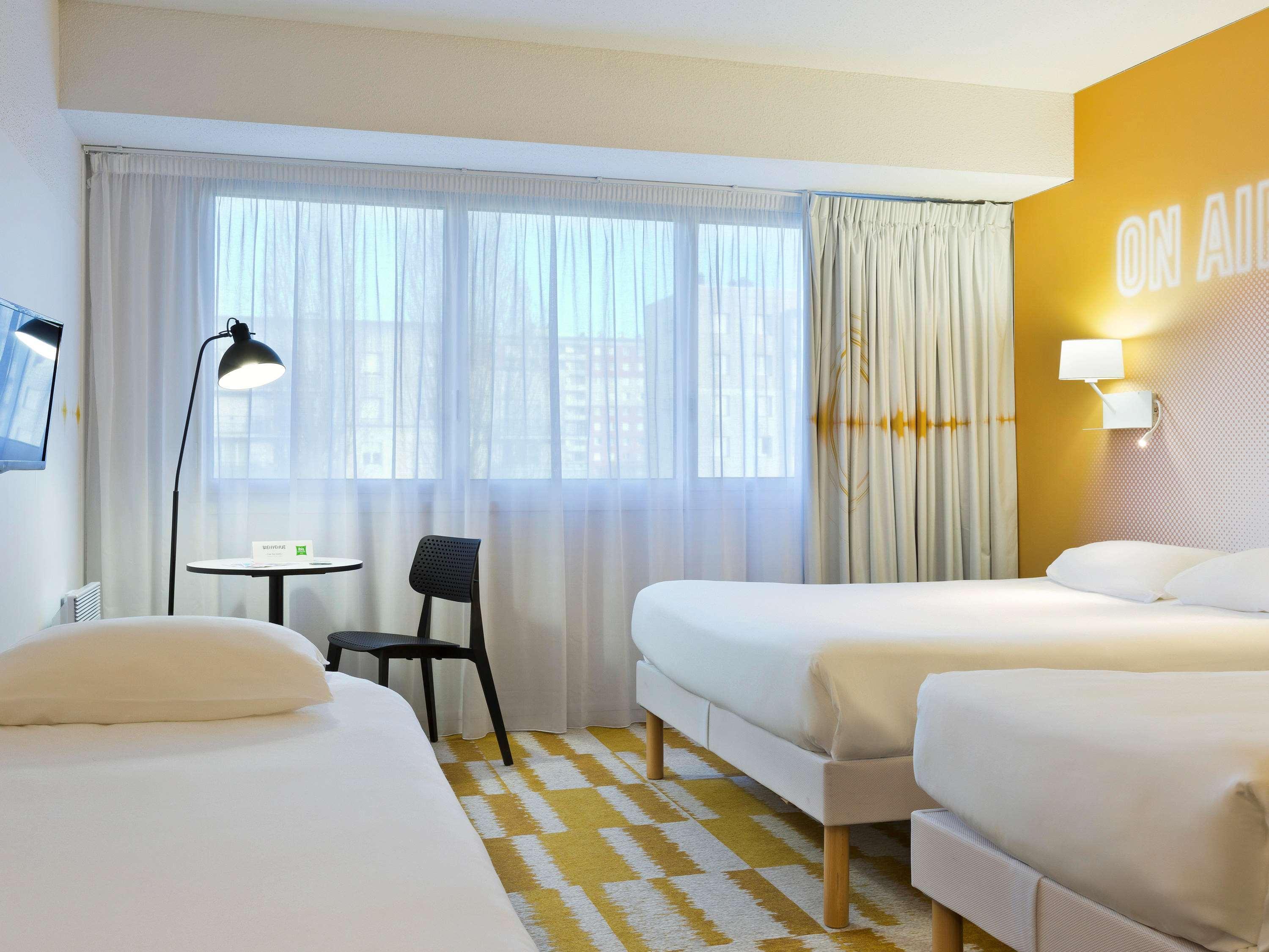 Отель Ibis Styles Massy Opera Экстерьер фото
