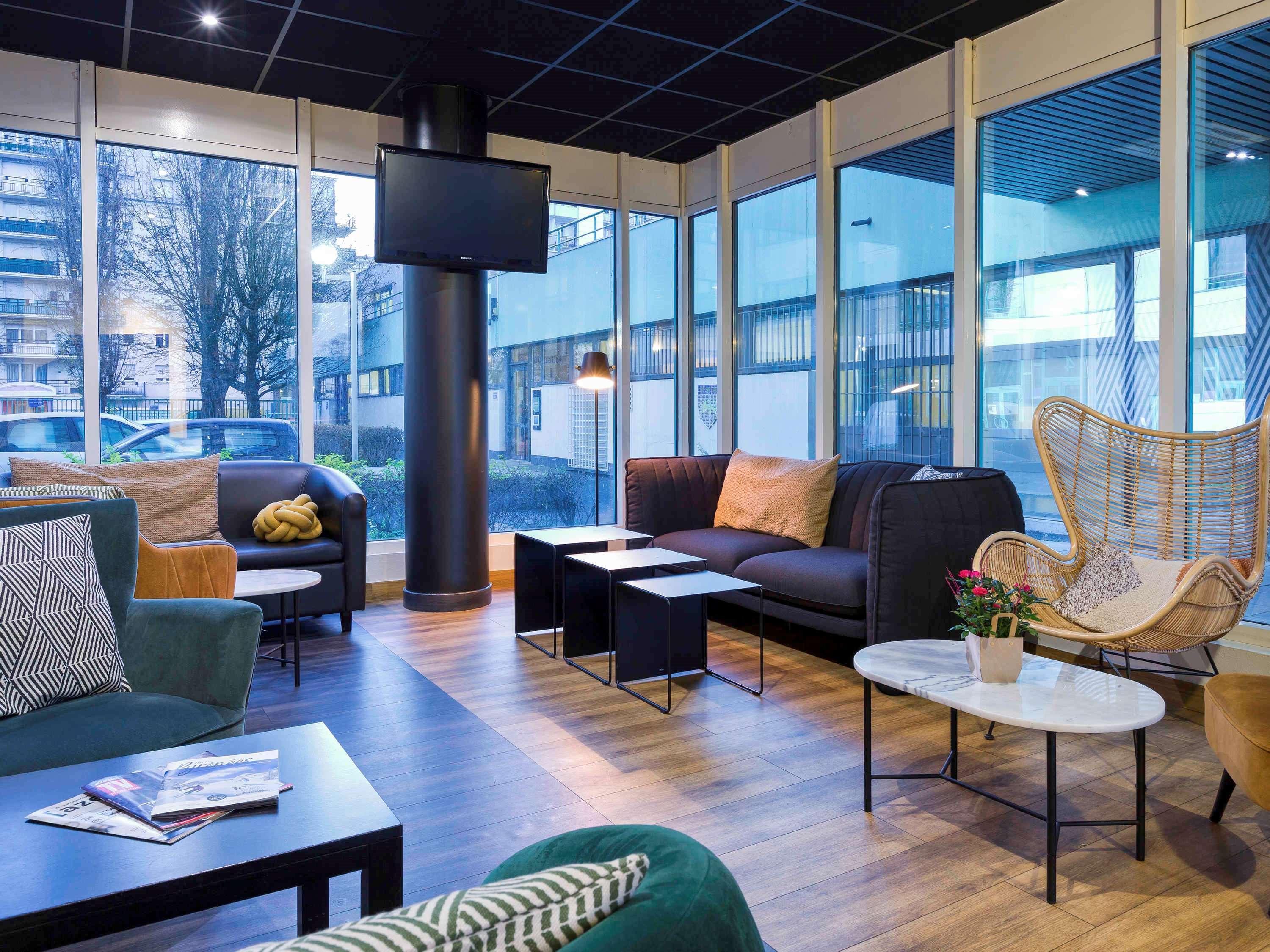 Отель Ibis Styles Massy Opera Экстерьер фото