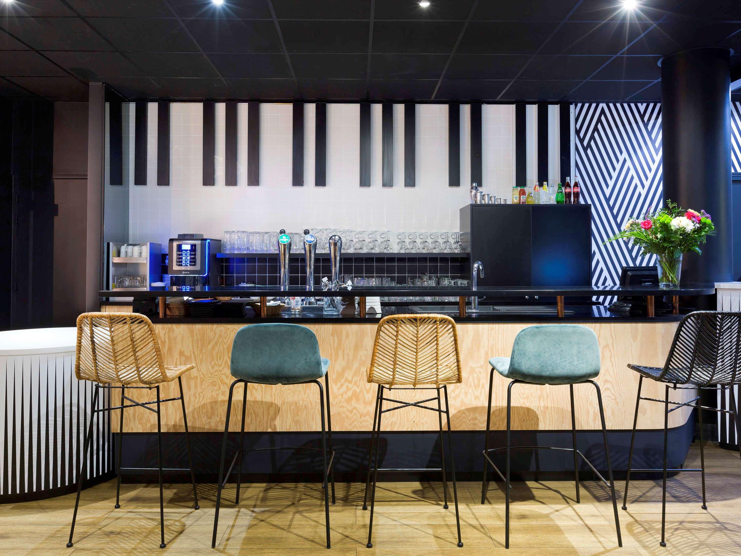 Отель Ibis Styles Massy Opera Экстерьер фото