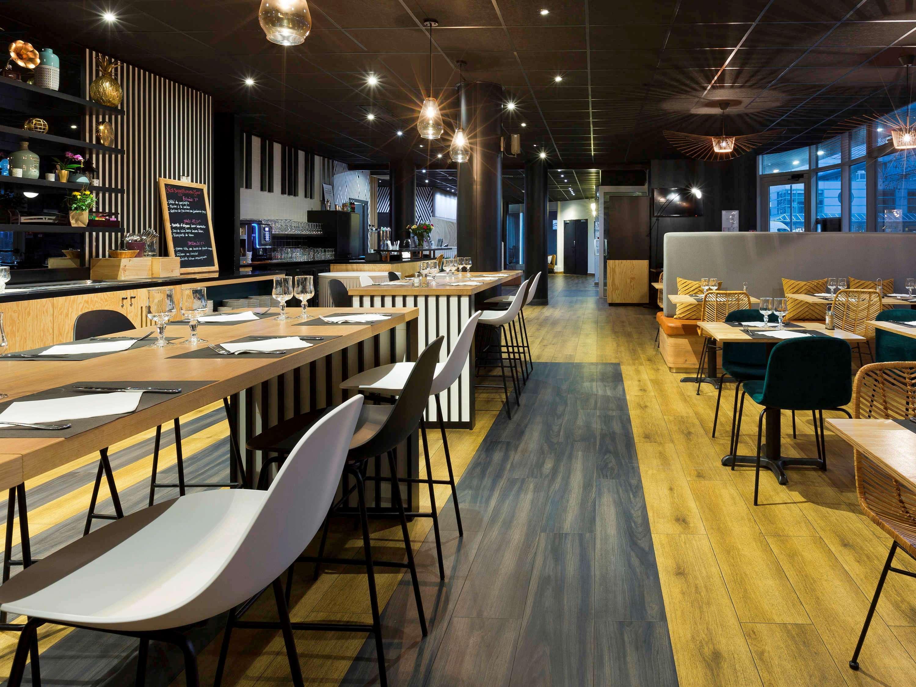 Отель Ibis Styles Massy Opera Экстерьер фото