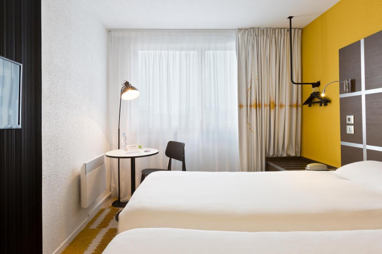 Отель Ibis Styles Massy Opera Экстерьер фото